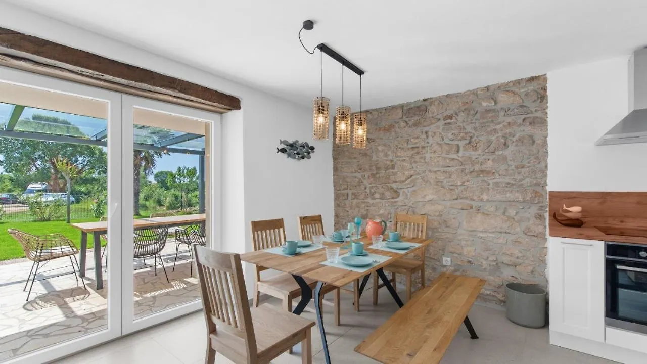 Villa Saini With Sea View Dajla